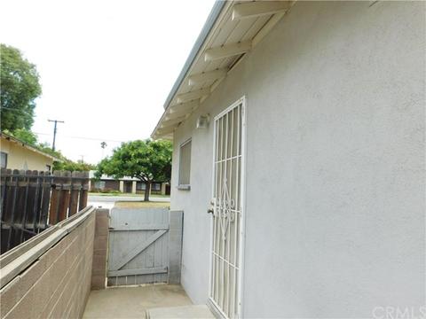 5867 Palm Ave, Riverside, CA 92506 photo 13