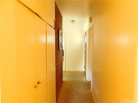 5867 Palm Ave, Riverside, CA 92506 photo 9