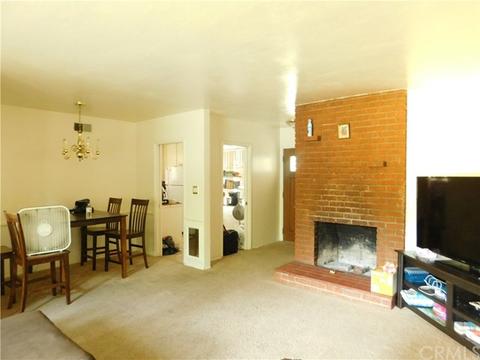 5867 Palm Ave, Riverside, CA 92506 photo 2