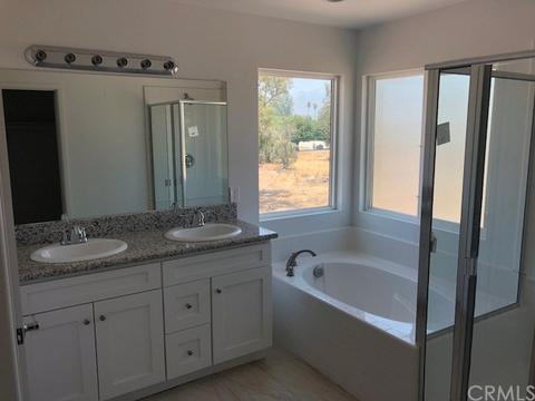 8962 Catawba Ave, Fontana, CA 92335 photo 12