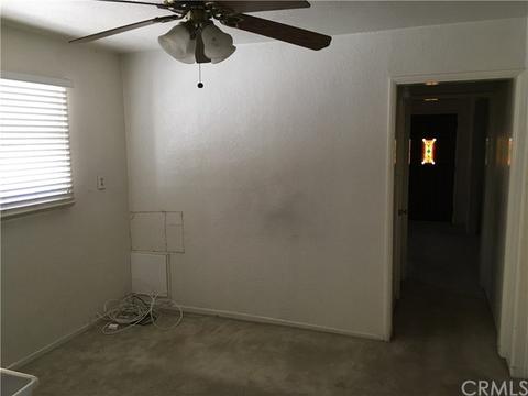9839 Locust Ave, Fontana, CA 92335 photo 14