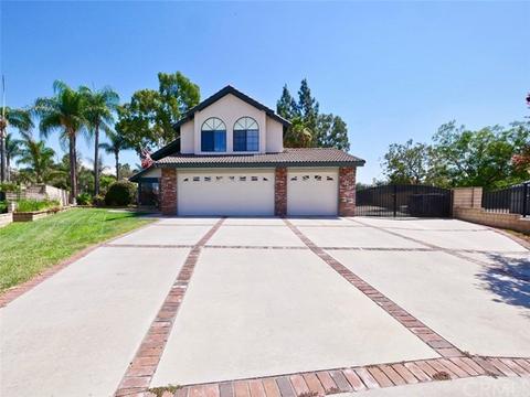 6592 Whitman Ct, Riverside, CA 92506 photo 3