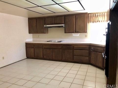 841 Via Mindi, Riverside, CA 92506 photo 2