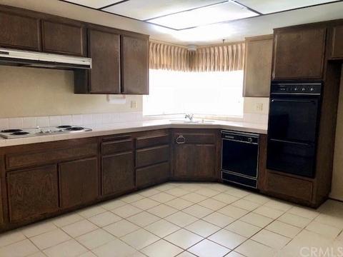 841 Via Mindi, Riverside, CA 92506 photo 3