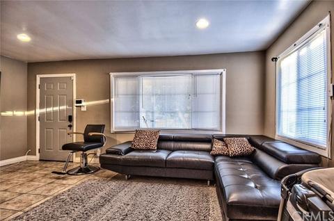117 E Barbour St, Banning, CA 92220 photo 6