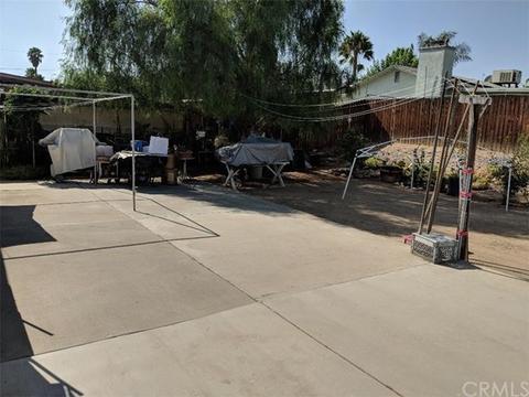 416 W 11th St, Perris, CA 92570 photo 6