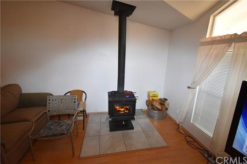 10176 Chaparral Rd, Phelan, CA 92371 photo 4