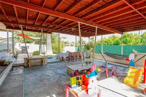 255 E Ceres St, Rialto, CA 92376 photo 20