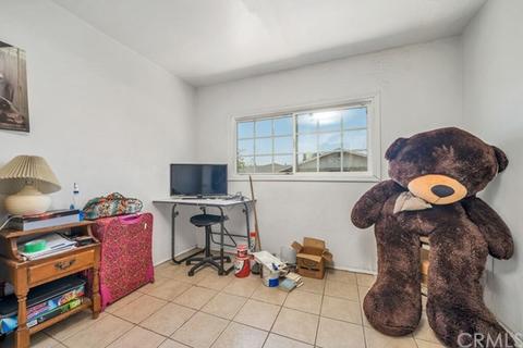 1300 Tejon Ave, Colton, CA 92324 photo 15