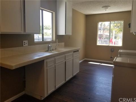 359 Evans St, San Jacinto, CA 92583 photo 13