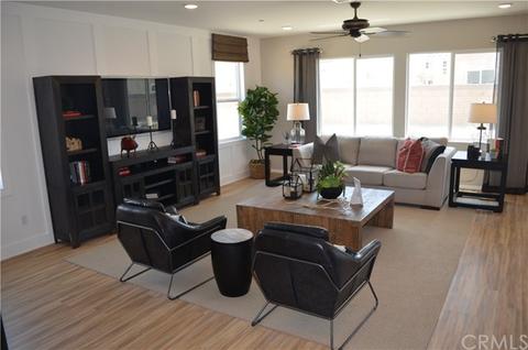 3237 Vahn Ln, Lancaster, CA 93536 photo 4