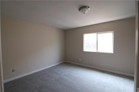 18771 10th St, Bloomington, CA 92316 photo 9