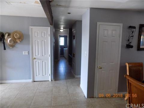 271 E 7th St, Perris, CA 92570 photo 6