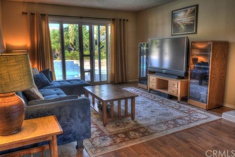 4387 Newby Dr, Riverside, CA 92505 photo 2