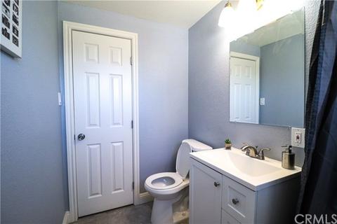 630 E King St, Rialto, CA 92376 photo 10
