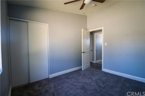 630 E King St, Rialto, CA 92376 photo 9