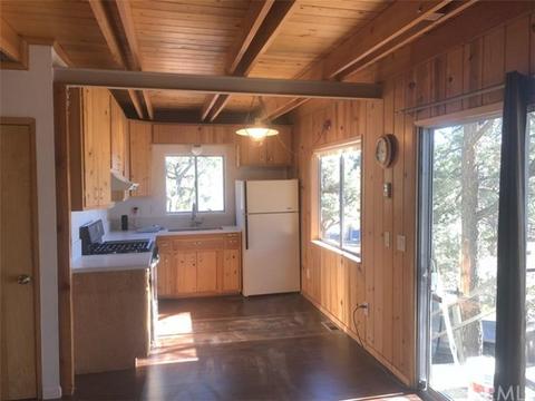 1503 Baldwin Lake Rd, Big Bear City, CA 92314 photo 3