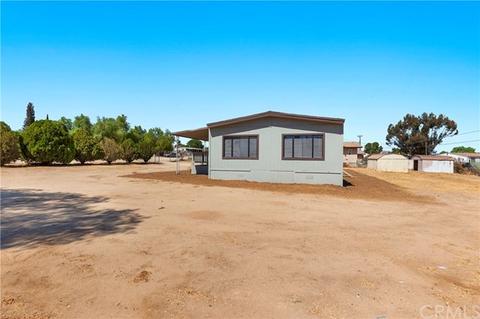 18876 Lisa Ln, Perris, CA 92570 photo 3