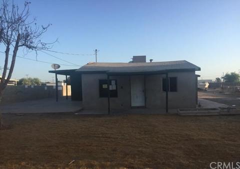 1537 A St, Brawley, CA 92227 photo 1