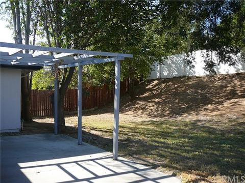 545 Highlander Dr, Riverside, CA 92507 photo 11