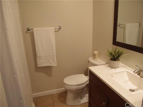 10524 White Oak Dr, Riverside, CA 92505 photo 7