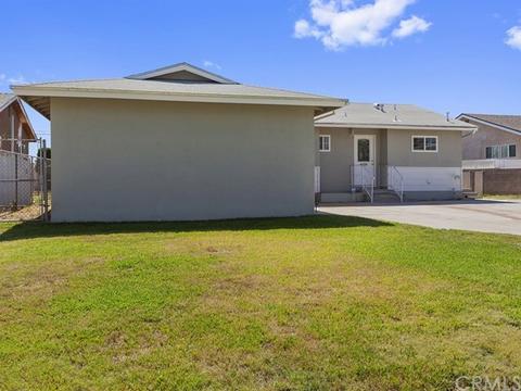 671 Erwin St, Rialto, CA 92376 photo 2