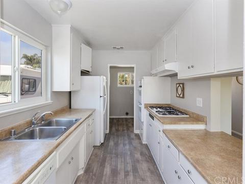 671 Erwin St, Rialto, CA 92376 photo 8