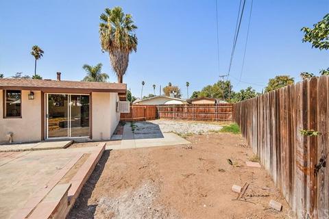 5406 Agnes Pl, Riverside, CA 92504 photo 17