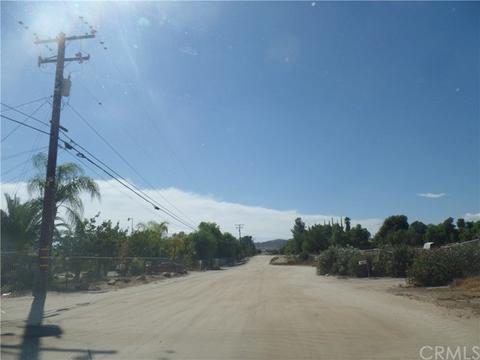 18700 Una St, Perris, CA 92570 photo 25