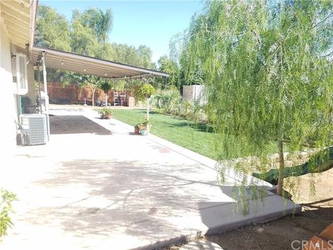 21839 Perry St, Perris, CA 92570 photo 2
