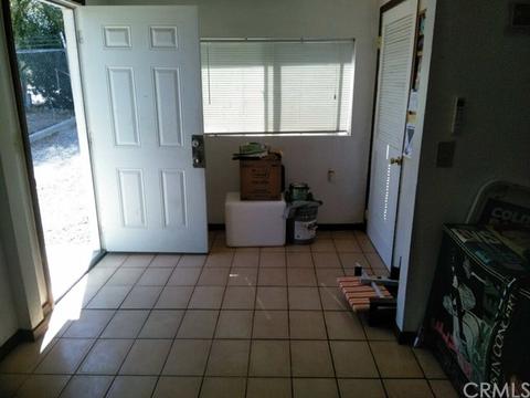 55394 Santa Fe Trl, Yucca Valley, CA 92284 photo 3