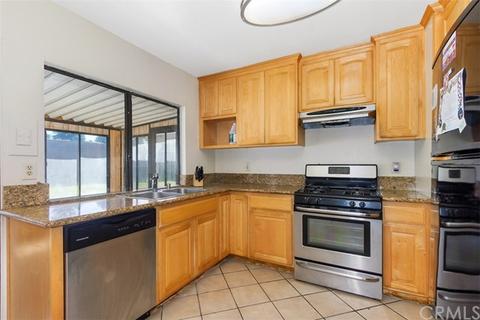 10630 Gemini Dr, Riverside, CA 92503 photo 13