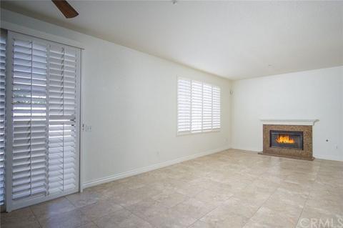 15754 Swan Rd, Fontana, CA 92337 photo 5