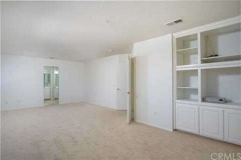 15754 Swan Rd, Fontana, CA 92337 photo 12
