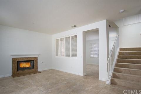 15754 Swan Rd, Fontana, CA 92337 photo 4