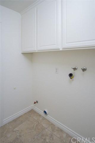 15754 Swan Rd, Fontana, CA 92337 photo 10