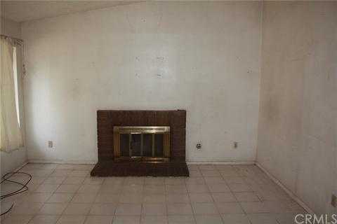 4213 Noyer Ln, Riverside, CA 92509 photo 4