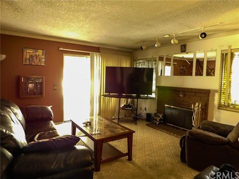 1020 Jacaranda Rd, Colton, CA 92324 photo 5