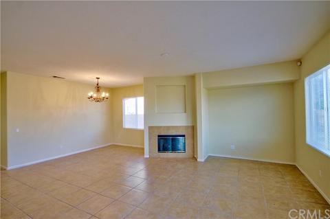 106 Saddleback Way, Perris, CA 92570 photo 4