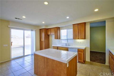 106 Saddleback Way, Perris, CA 92570 photo 7