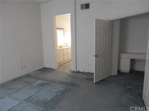 6631 Ohare Ct, Fontana, CA 92336 photo 9