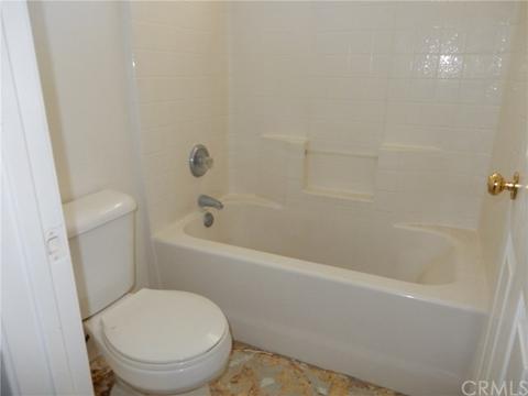 6631 Ohare Ct, Fontana, CA 92336 photo 18