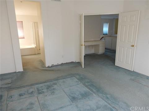 6631 Ohare Ct, Fontana, CA 92336 photo 10