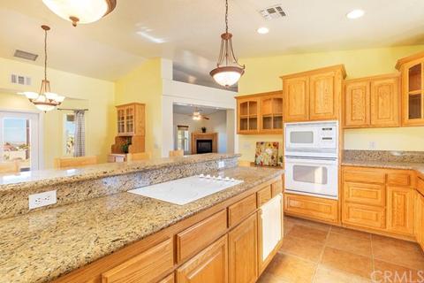 58398 Juarez Dr, Yucca Valley, CA 92284 photo 14