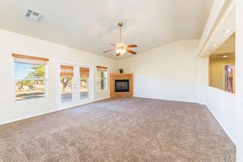 58398 Juarez Dr, Yucca Valley, CA 92284 photo 6