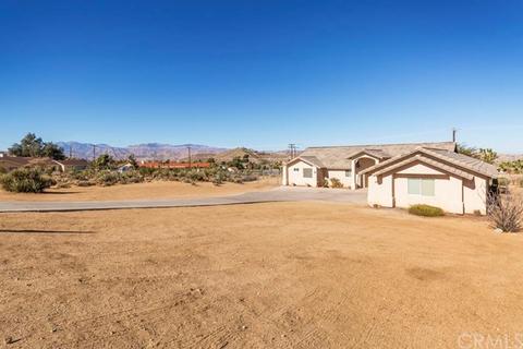 58398 Juarez Dr, Yucca Valley, CA 92284 photo 4