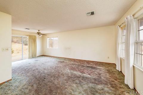 60389 Granada Dr, Joshua Tree, CA 92252 photo 2