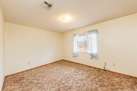 60389 Granada Dr, Joshua Tree, CA 92252 photo 10