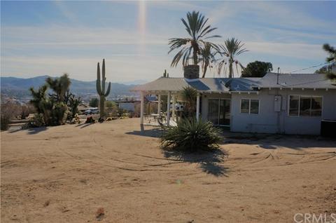 6321 Red Bluff Ave, Yucca Valley, CA 92284 photo 4