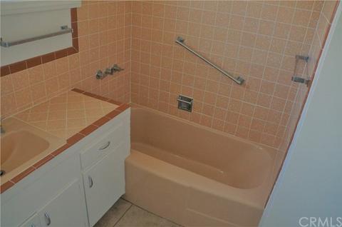 6321 Red Bluff Ave, Yucca Valley, CA 92284 photo 17